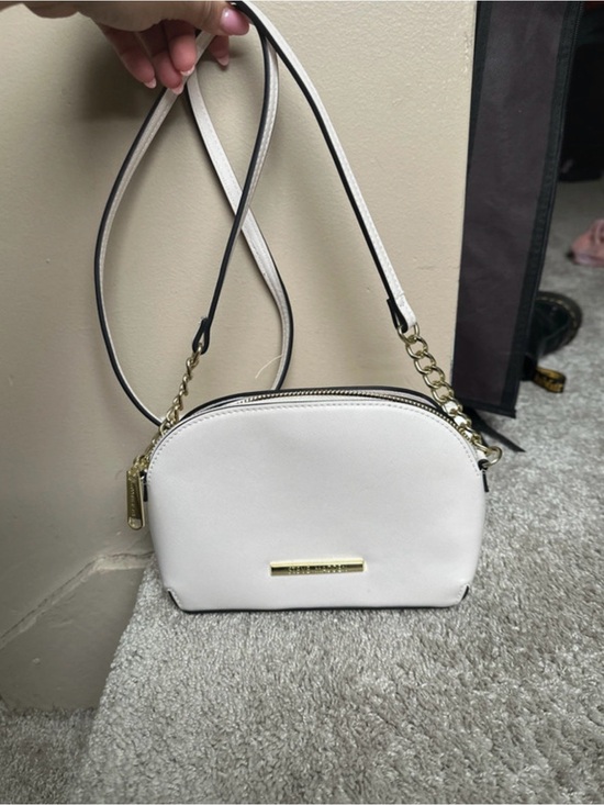 Steve Madden Handbags - Steve Madden White Crossbody Bag with Gold Hardware